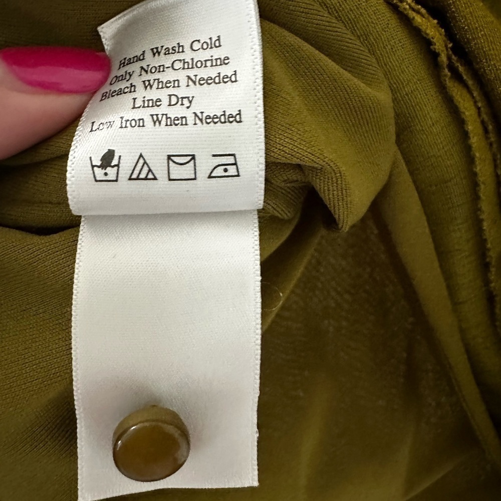Ladies Sleeveless Green Shell Top.  Coldwater Creek.  Size PL (14-16) - Picture 7 of 7